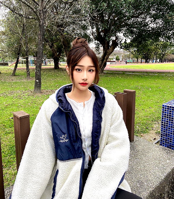lai_931201 instagram image archive image