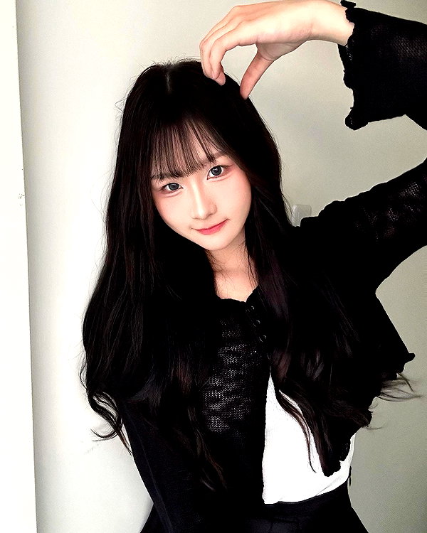 lai_931201 instagram image archive image