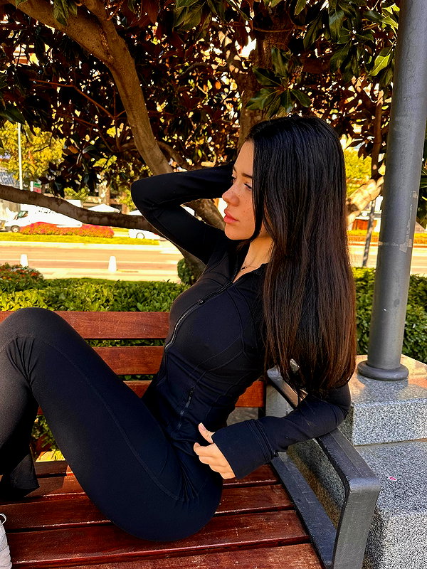 vanessa.rhd instagram image archive image