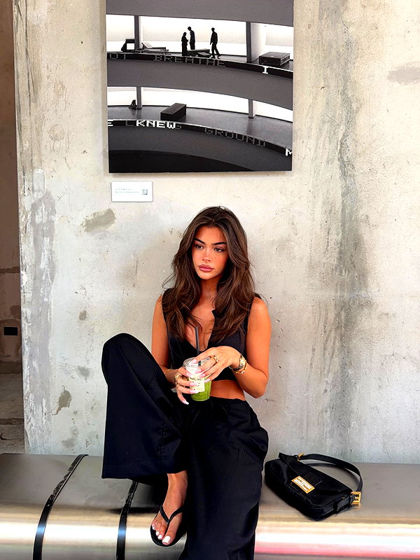 oliviaphillipps instagram image archive image