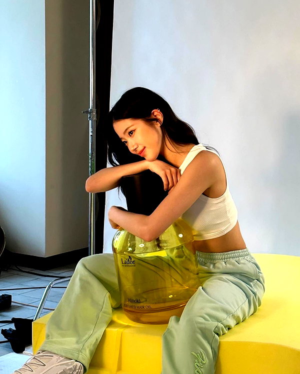 zuhazana instagram image archive image