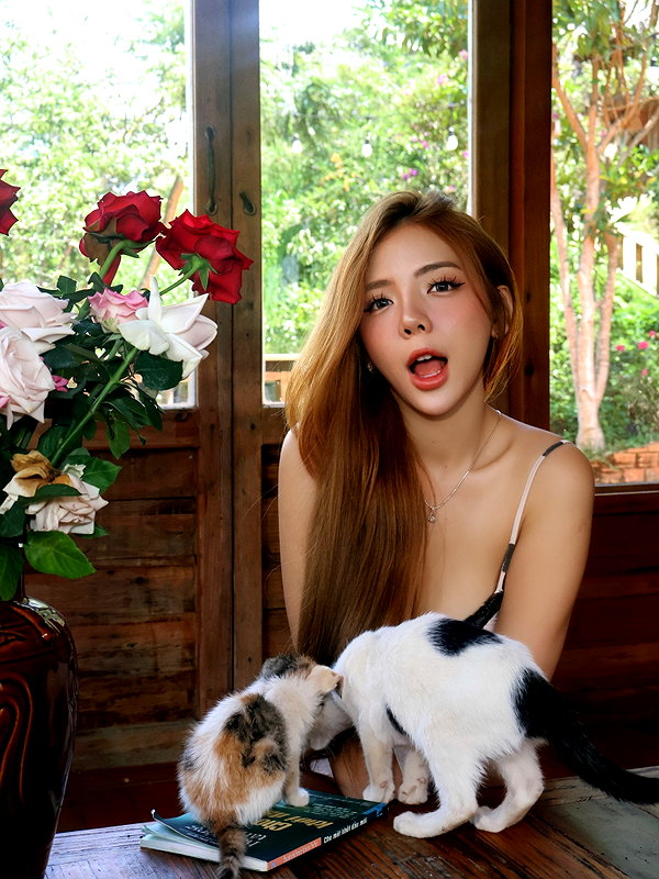 lyhythuedoxinh instagram image archive image
