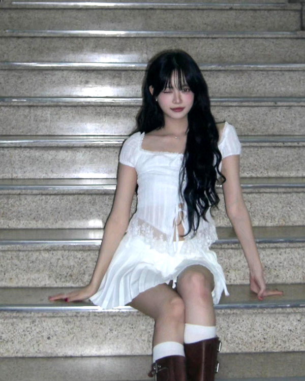 hhh.e_c.v instagram image archive image