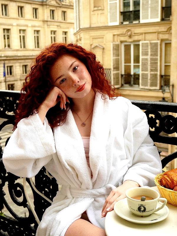 livia._.paige instagram image archive image