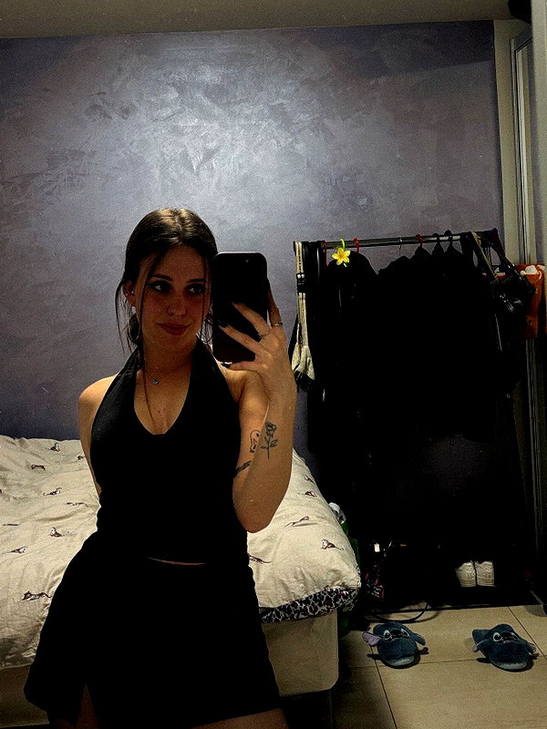 nicole.shpo instagram image archive image