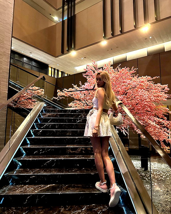avestanova instagram image archive image
