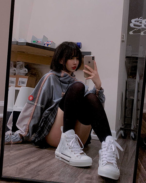 rakukoo instagram image archive image