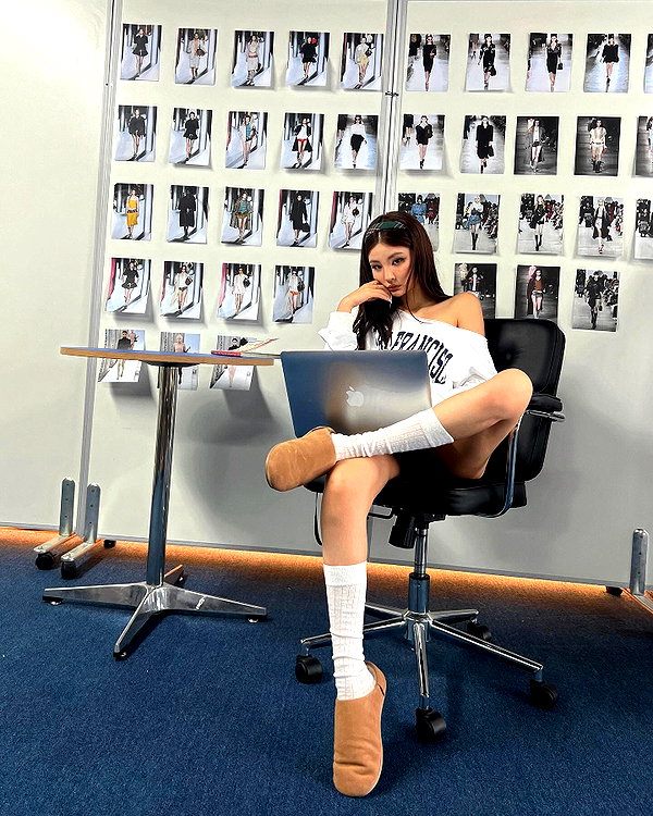 ll.lu1s instagram image archive image