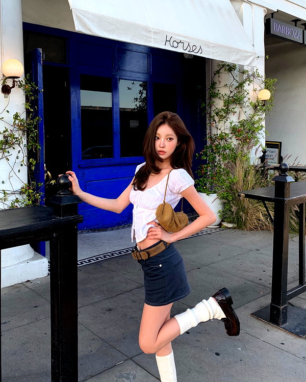 daxbin instagram image archive image