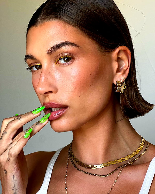 haileybieber instagram image archive image