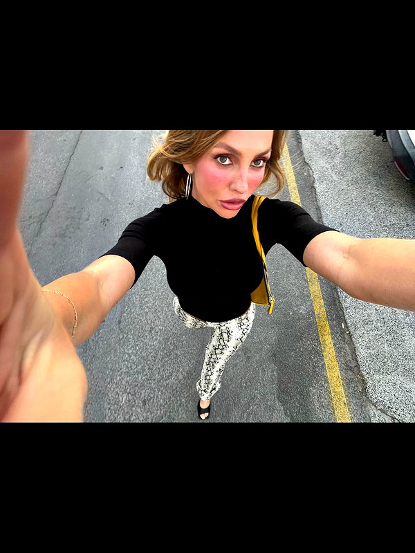 Archived image from @edenharper on Instagram