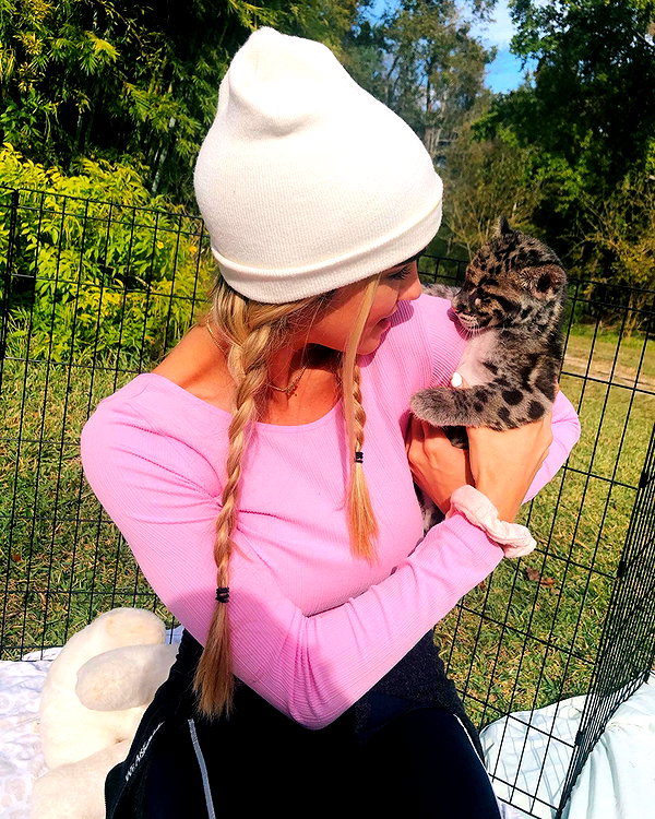 kaylasimmmons instagram image archive image