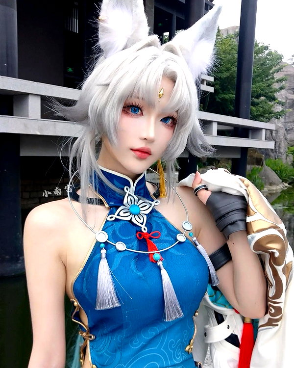 gallery_cosplayer instagram image archive image