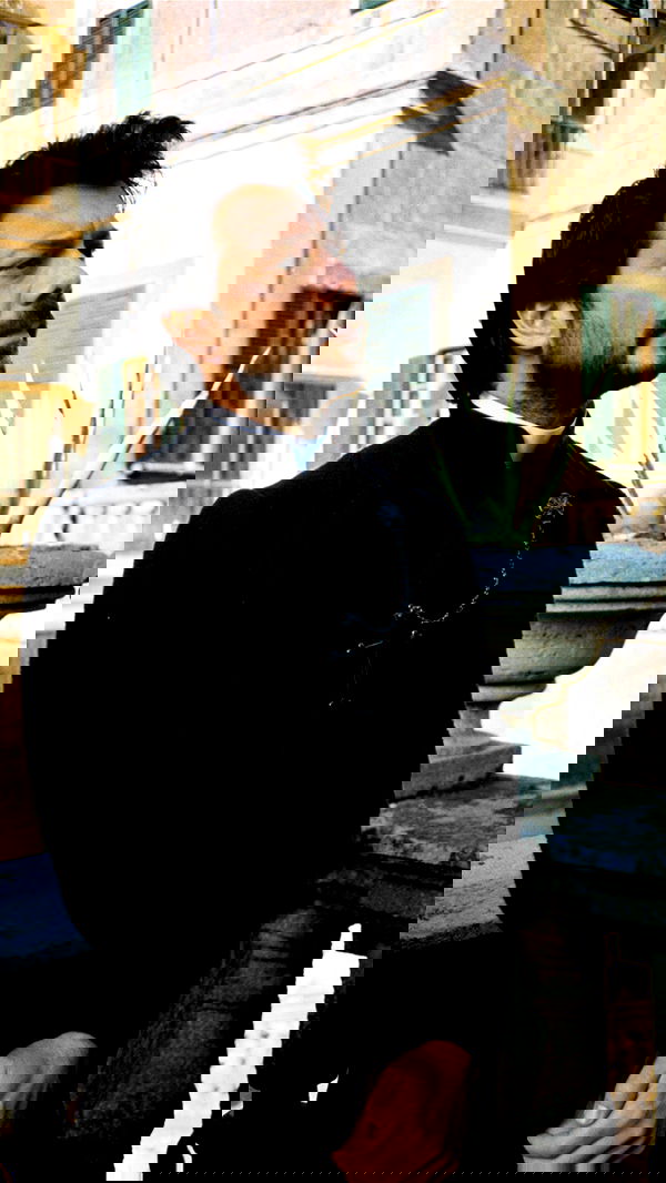 sydney_sweeney image ~ Altpins