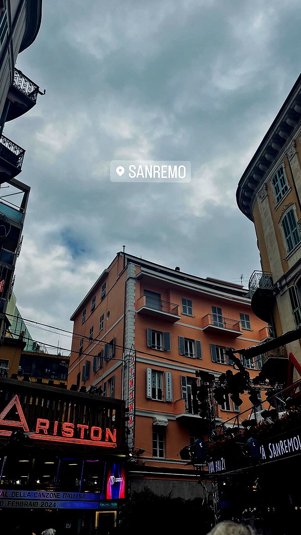annabottoo instagram image archive image