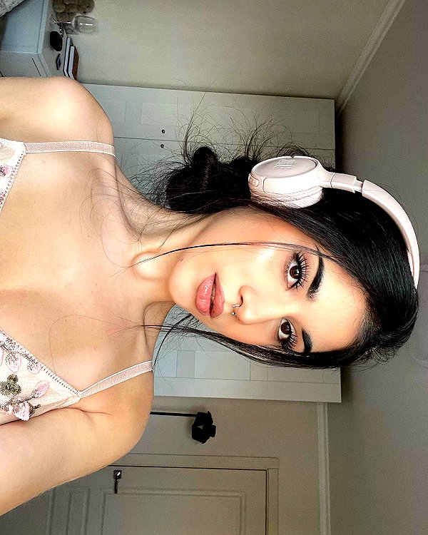 owlydiaa instagram image archive image