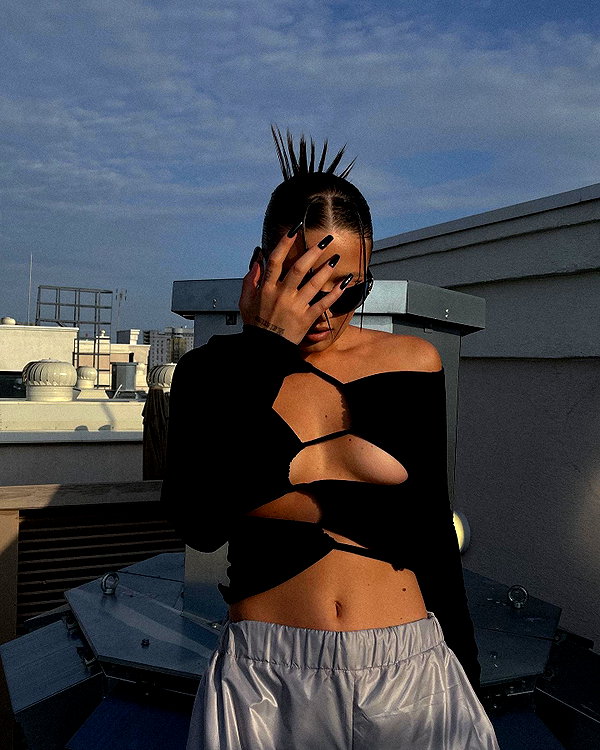 kkwwwv instagram image archive image