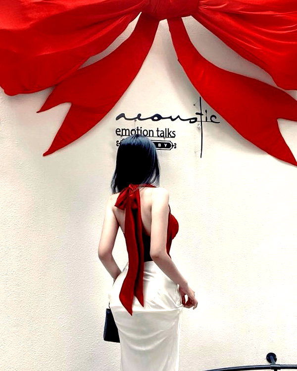 lyhythuedoxinh instagram image archive image