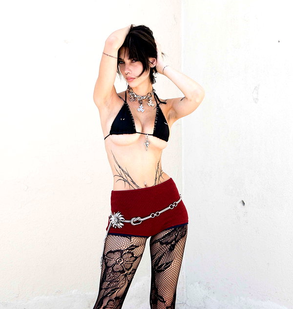 ibit3irl instagram image archive image