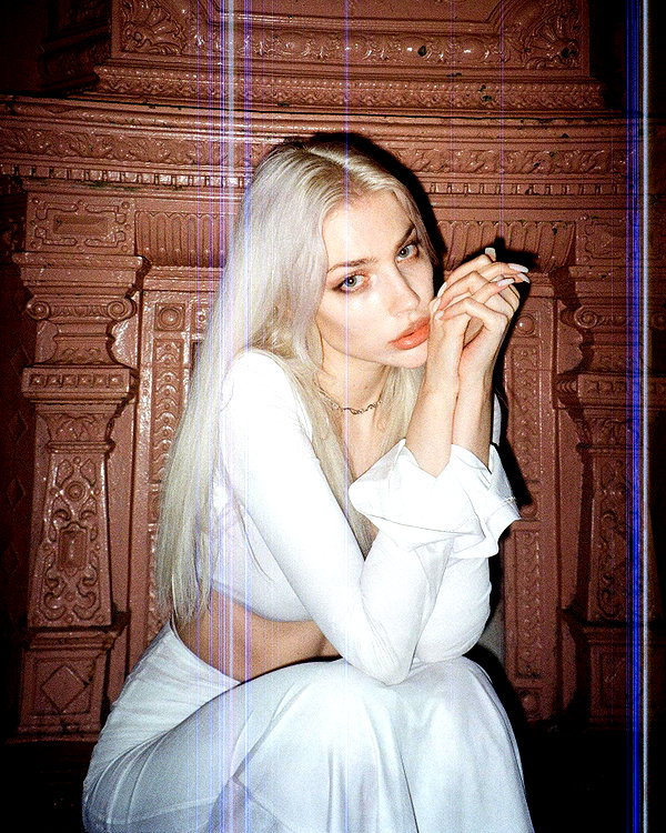 anya4everr instagram image archive image