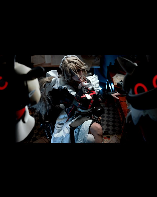 xier_cos instagram image archive image