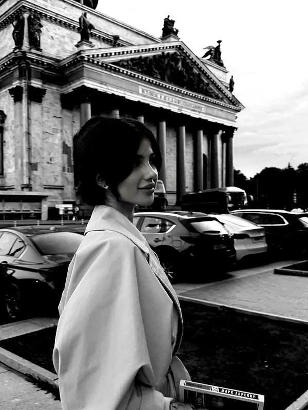 naivems_ archive image