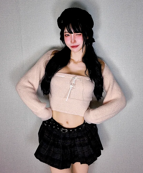 bora__look instagram image archive image