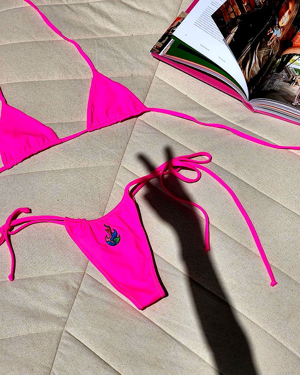 barzomer instagram image archive image