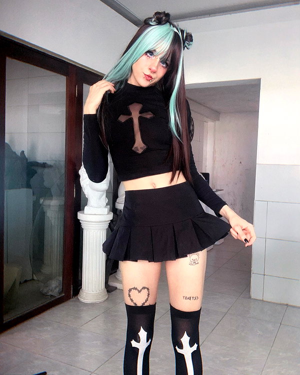jadelaverne instagram image archive image