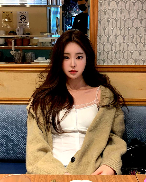 daxbin instagram image archive image