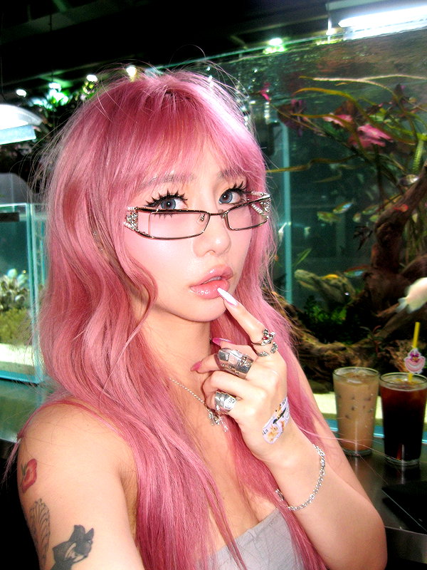 tiffanobi instagram image archive image