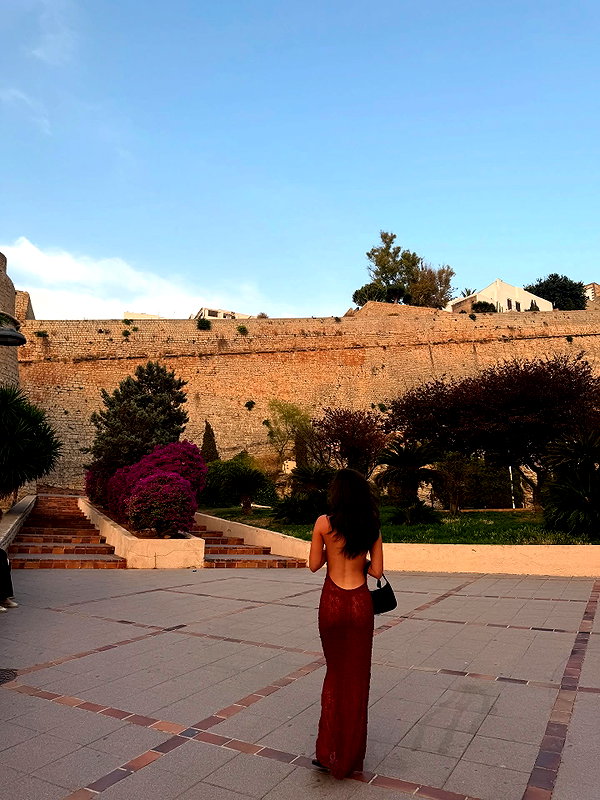 oliviaphillipps instagram image archive image