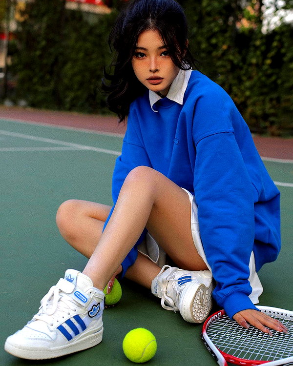 ll.lu1s instagram image archive image