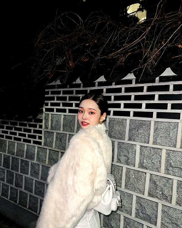 dear.zia instagram image archive image