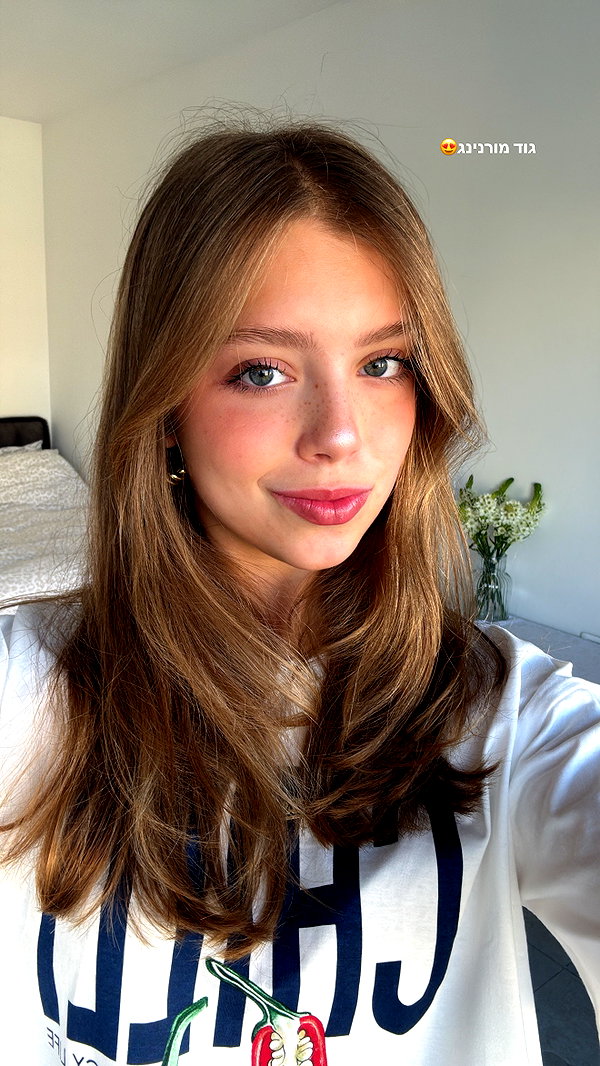 mishel_d_ instagram image archive image