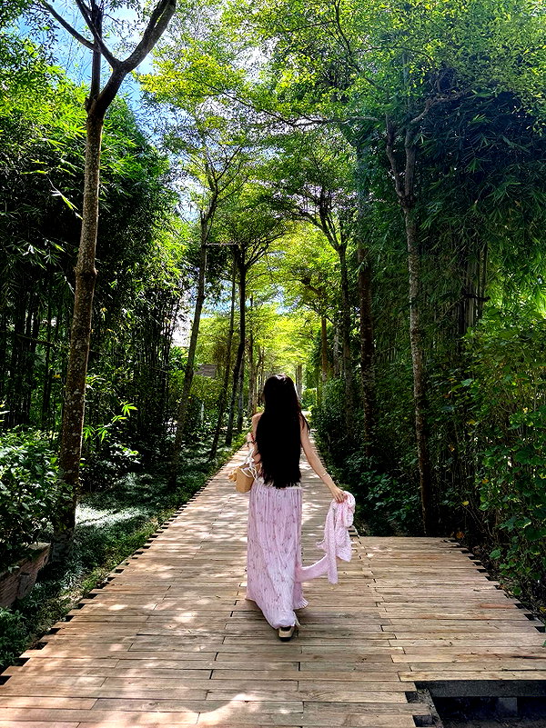 dear.zia instagram image archive image