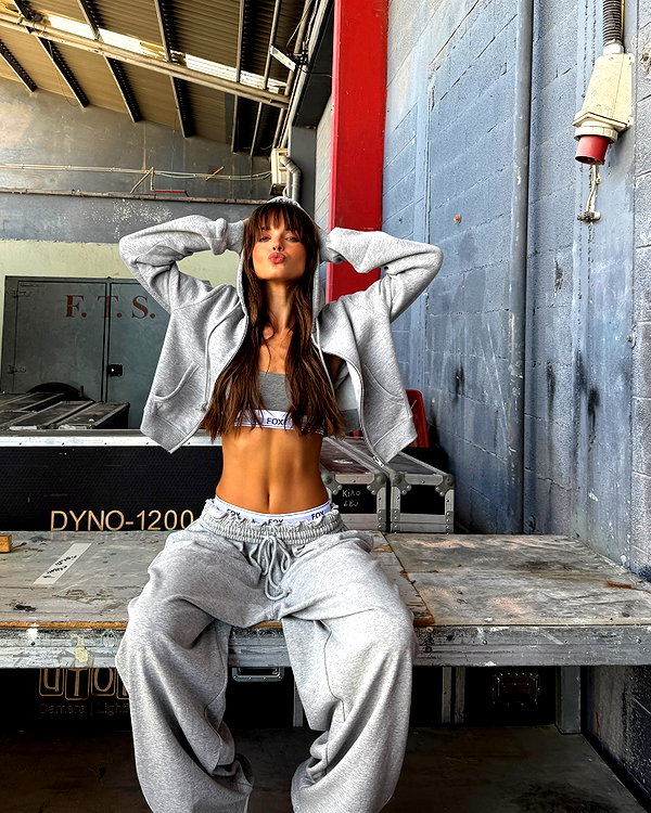 annazak12 instagram image archive image