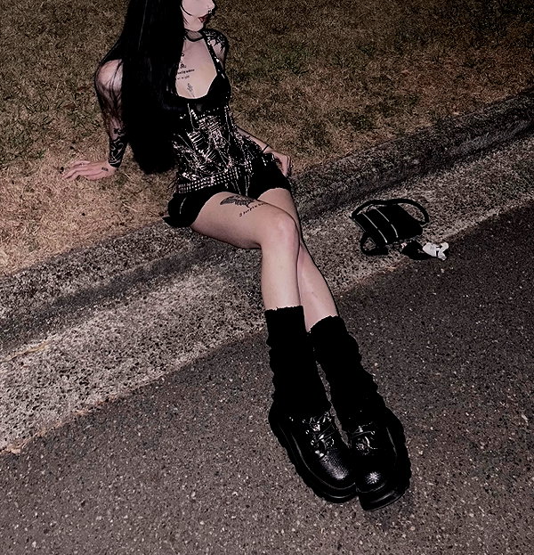 livindeadyaz instagram image archive image