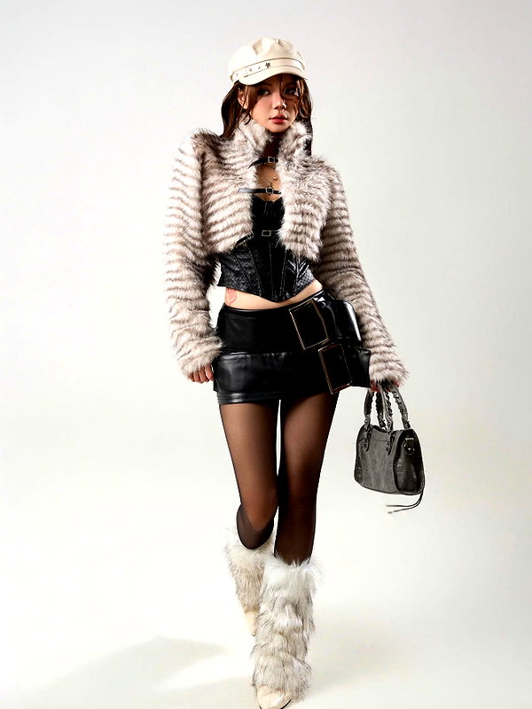 lyhythuedoxinh instagram image archive image