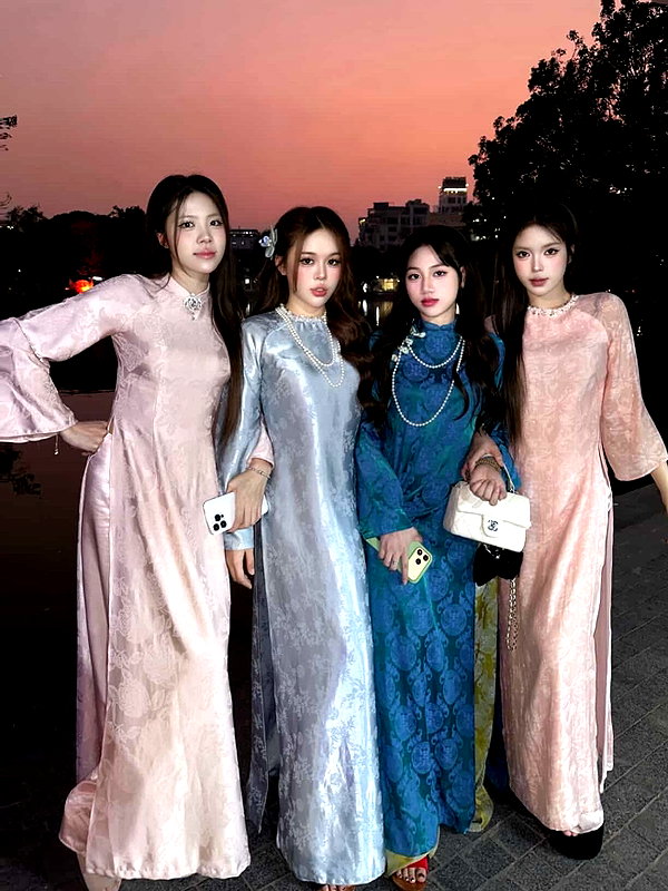 lyhythuedoxinh instagram image archive image
