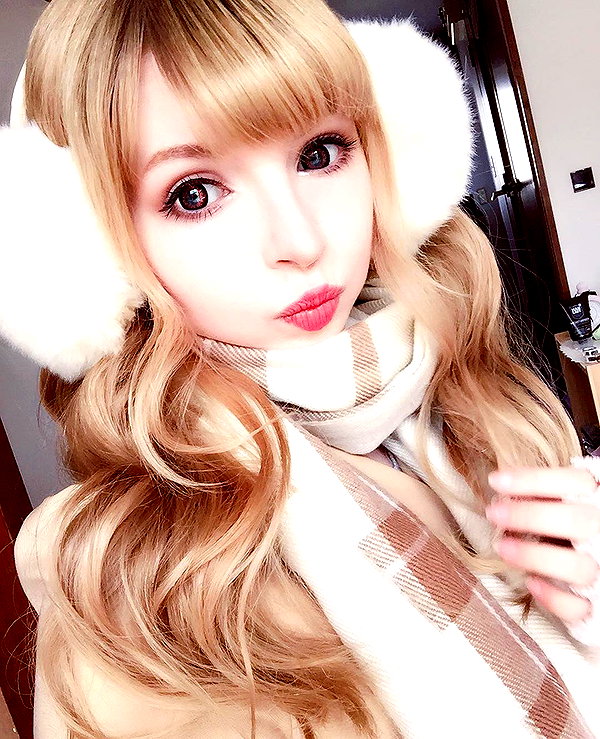 peachmilky_ instagram image archive image