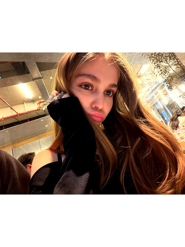 llinolinaa instagram image archive image