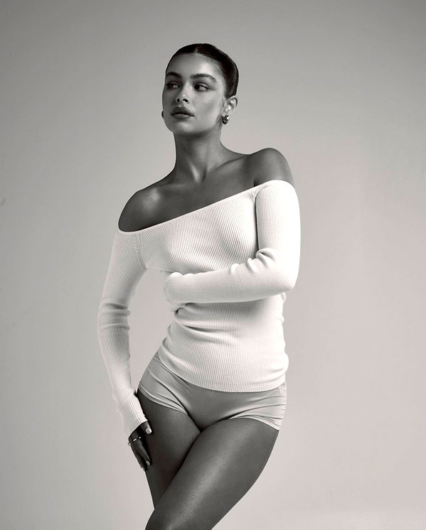 oliviaphillipps instagram image archive image