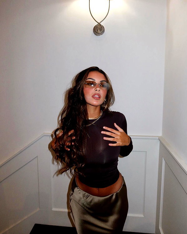 gabimfmoura instagram image archive image