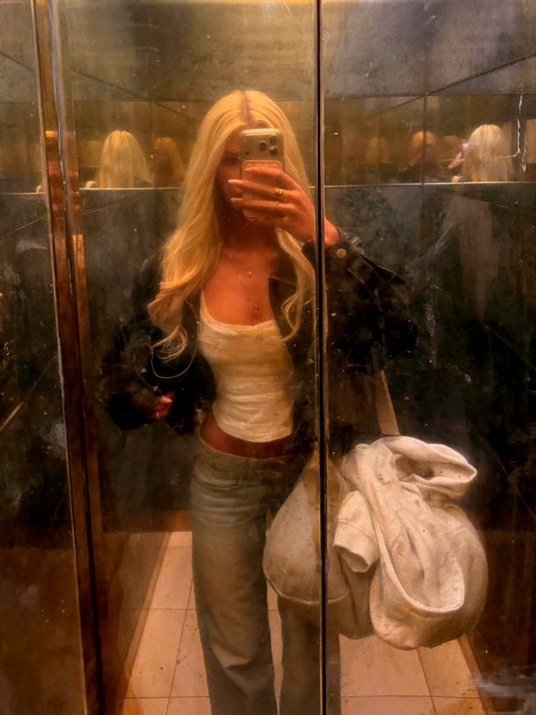 sophiecharlotth instagram image archive image