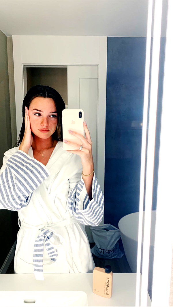 Archived image from @itstaylormadisonxo on Instagram