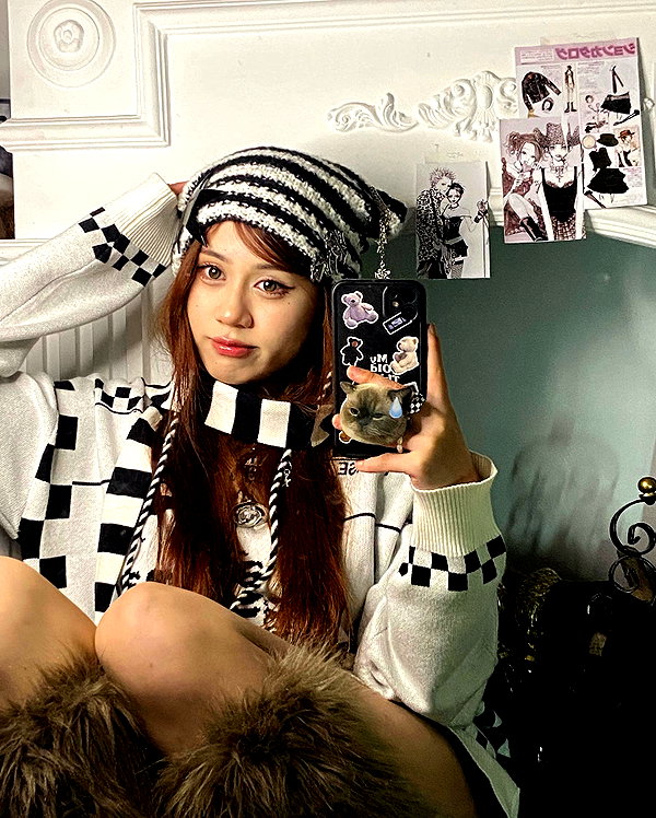 is2tian instagram image archive image
