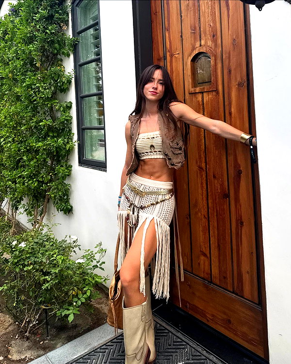 katelynernst3 instagram image archive image