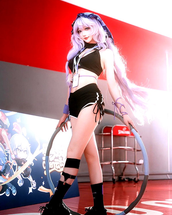 gallery_cosplayer instagram image archive image