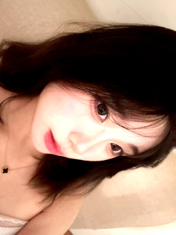 roure.yun instagram image archive image